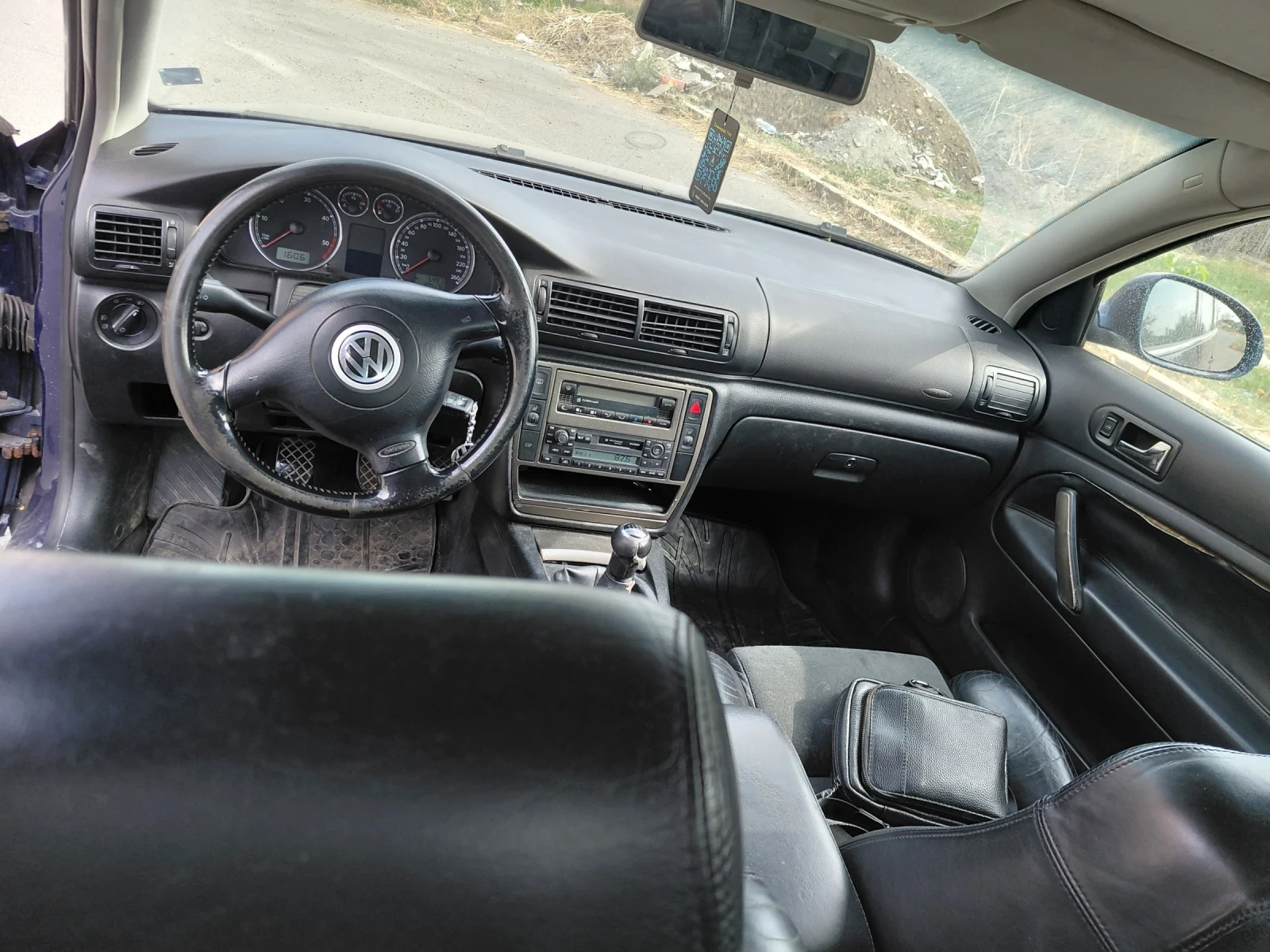 VW Passat 1.9 tdi 131 hp , снимка 5 - Автомобили и джипове - 55671512