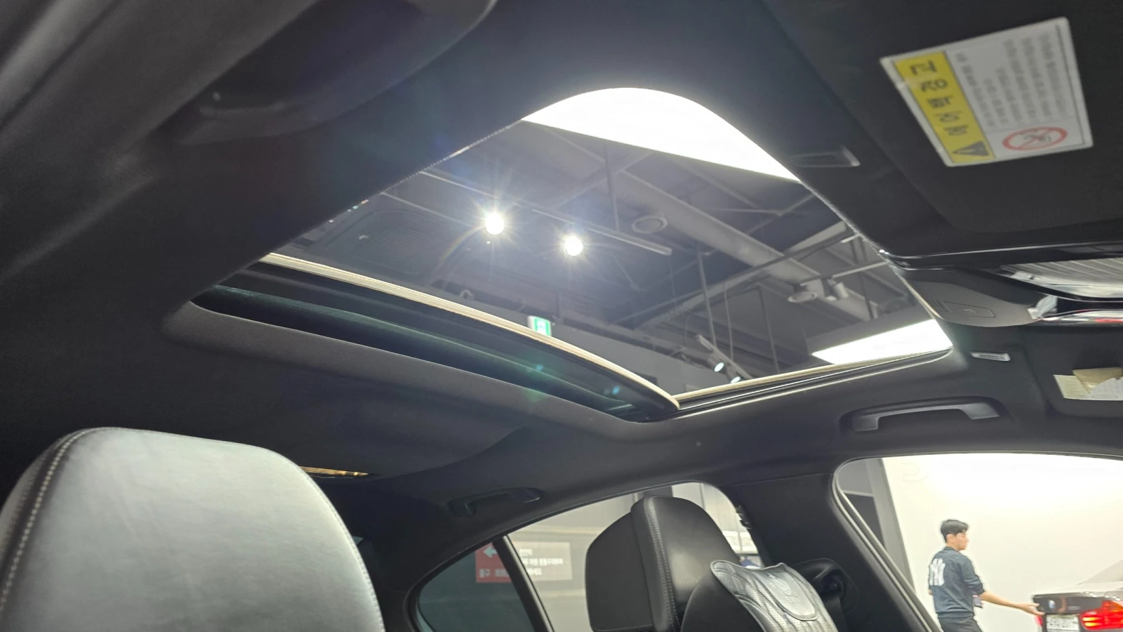 BMW 530 i xDrive M Sport Plus, снимка 14 - Автомобили и джипове - 55707903