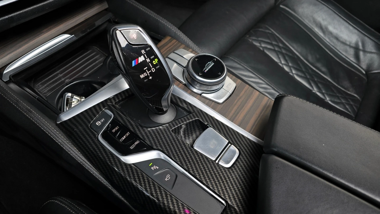 BMW 530 i xDrive M Sport Plus, снимка 9 - Автомобили и джипове - 55707903