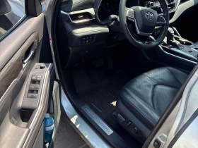 Toyota Highlander 2.5L Hybrid Limited / HUD / 360 / ОБДУХВАНЕ / ПАНО, снимка 9