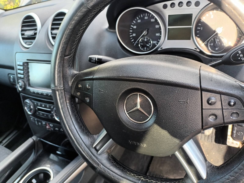 Mercedes-Benz ML 420 420 cdi AMG, снимка 7 - Автомобили и джипове - 37726031