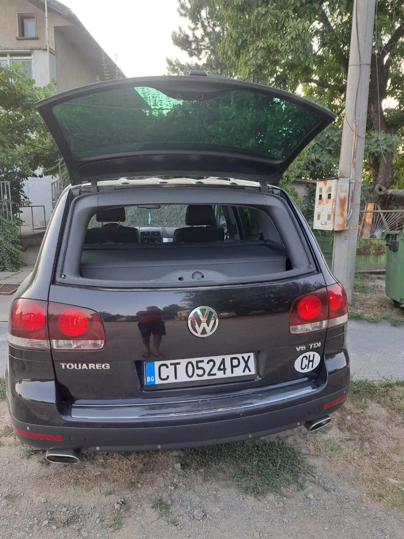 VW Touareg Джип, снимка 4 - Автомобили и джипове - 49173502