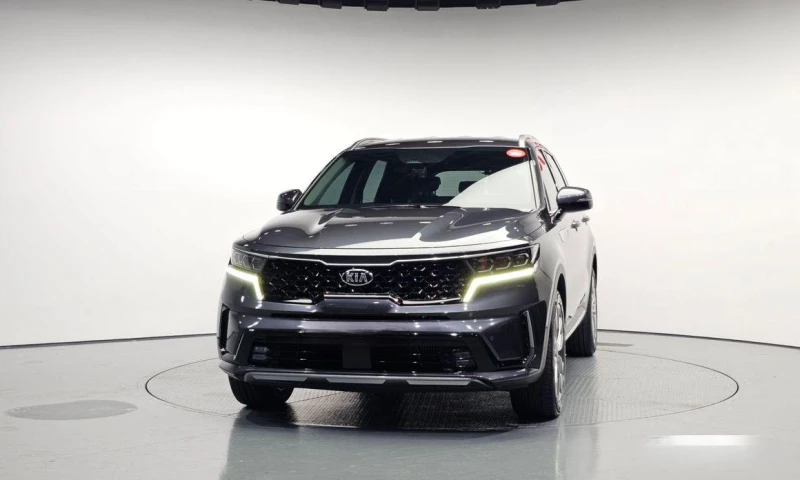 Kia Sorento Gasoline 2.5T 2WD Trendy, снимка 3 - Автомобили и джипове - 52108633