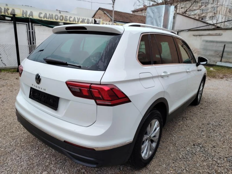 VW Tiguan 2022гDSG-2.0TDi-150кс-FACE-БЕЗУПРЕЧЕН!, снимка 6 - Автомобили и джипове - 53270724