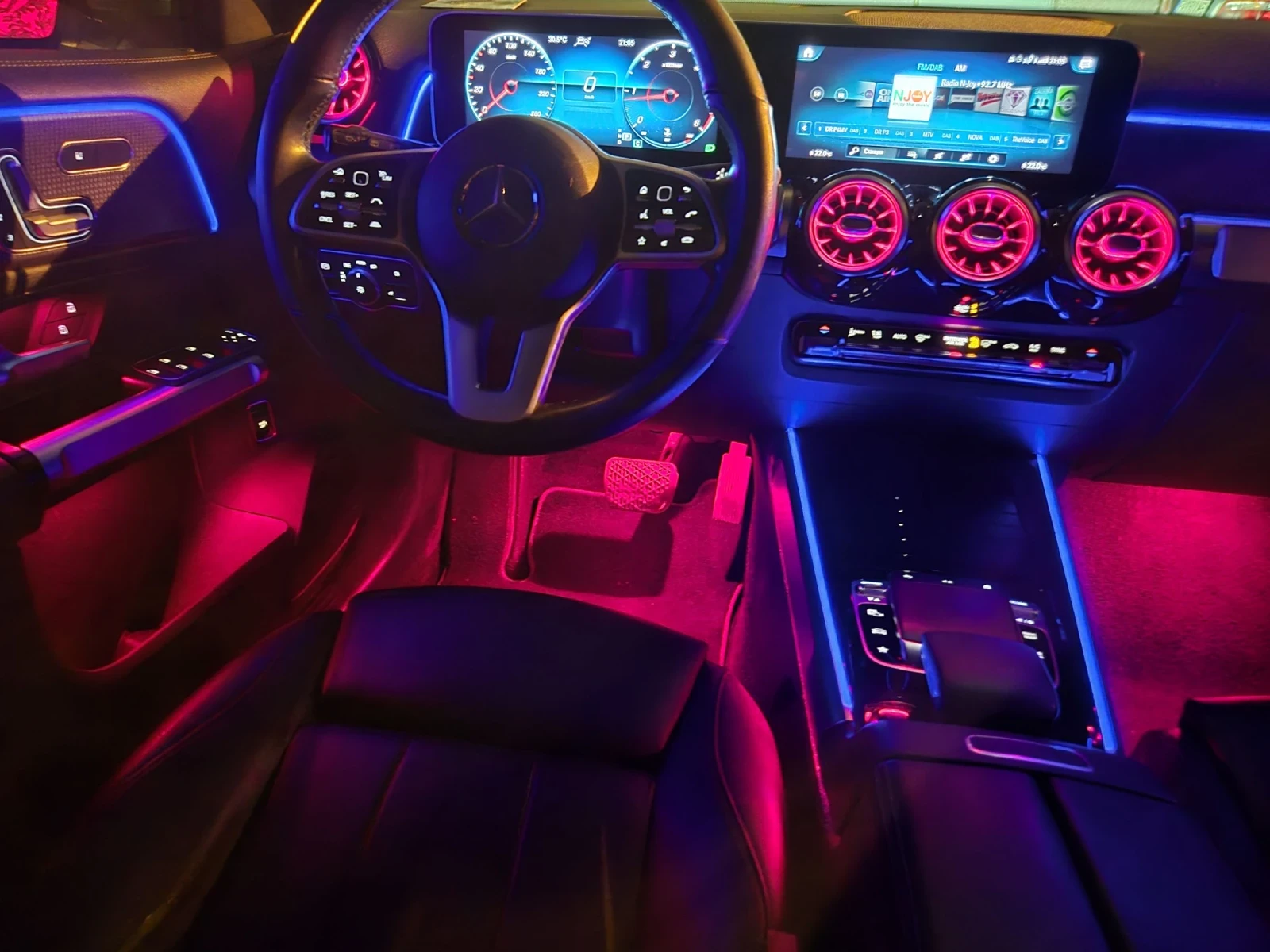 Mercedes-Benz GLB 200d | Mobile.bg   15