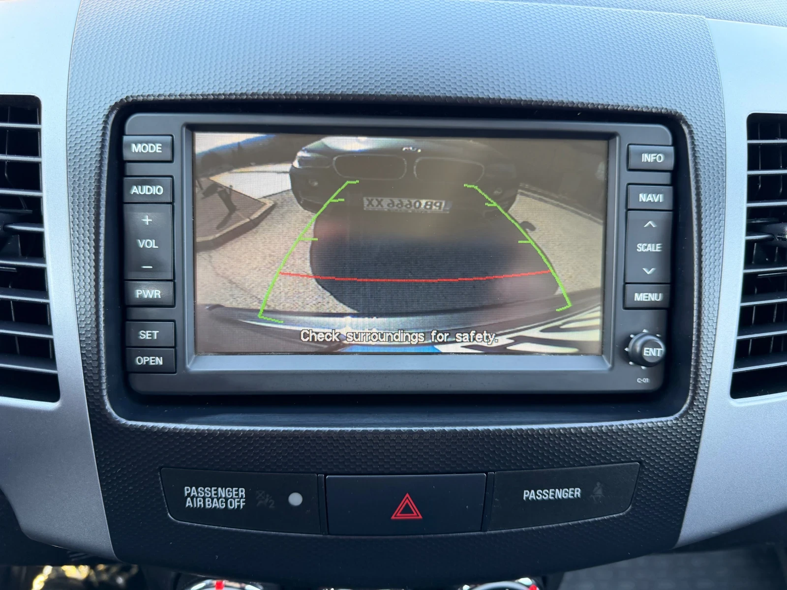 Citroen C-Crosser 2.2HDI 156к.с.4x4 NAVI CAMERA, снимка 10 - Автомобили и джипове - 53869269