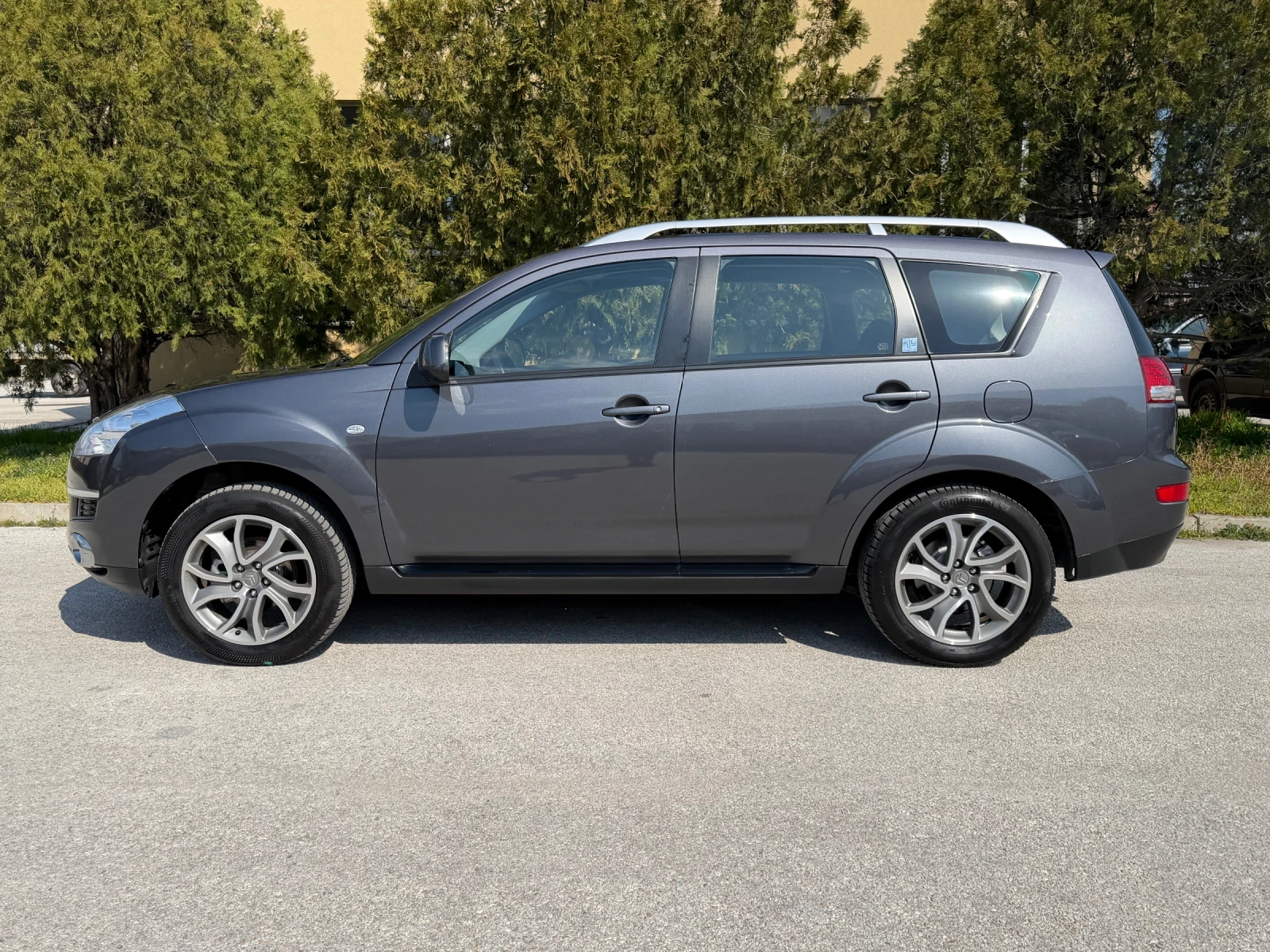 Citroen C-Crosser 2.2HDI 156к.с.4x4 NAVI CAMERA, снимка 2 - Автомобили и джипове - 53869269