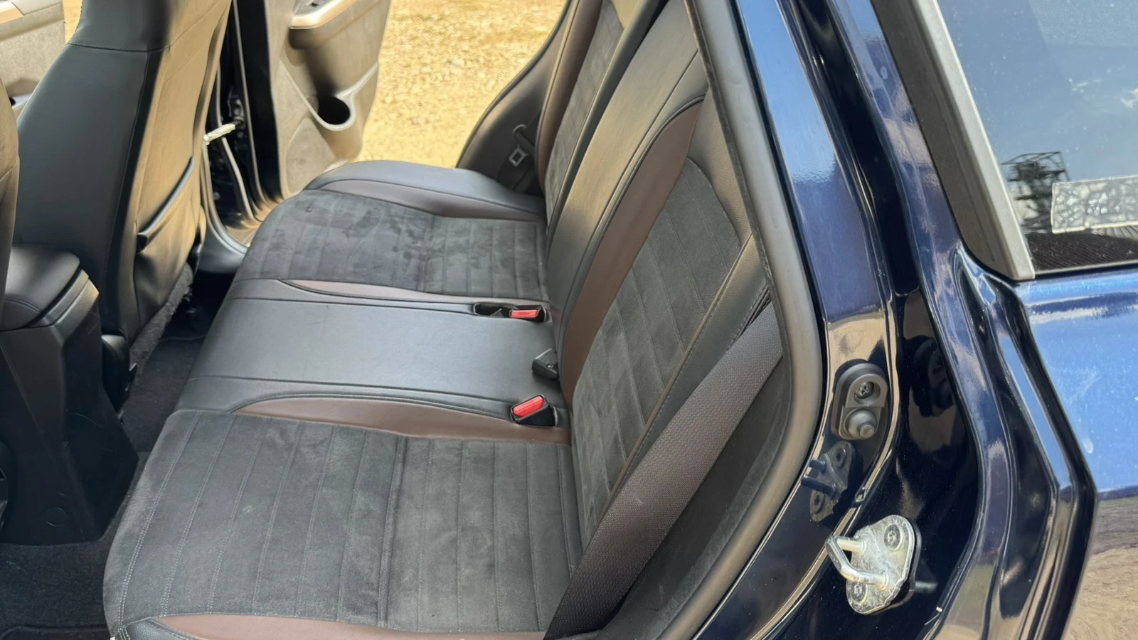 Suzuki Vitara * 1.6D DIS * 4Х4 ДИСТРОНИК * ПОДГРЕВ * КАМЕРА , снимка 11 - Автомобили и джипове - 53992119