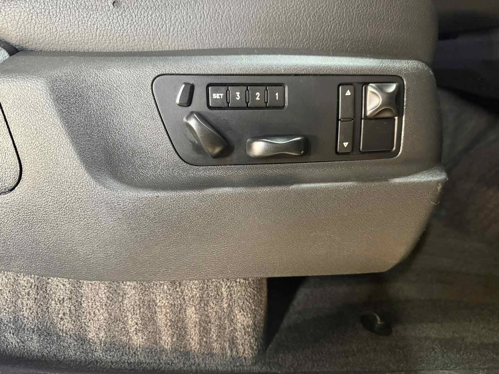 Porsche Cayenne 4.5 V8 LPG, снимка 12 - Автомобили и джипове - 54143220