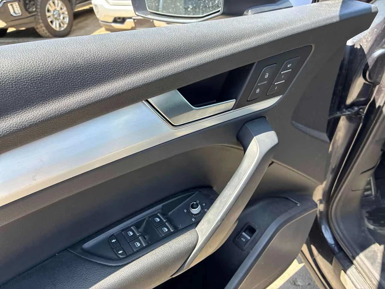 Audi Q5 QUATTRO * FULL S LINE* ПАНОРАМА* КАМЕРА* , снимка 10 - Автомобили и джипове - 55158635
