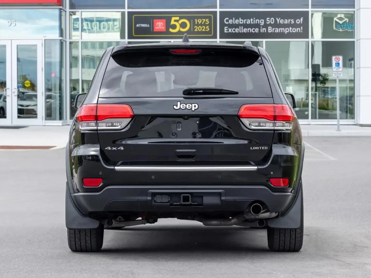Jeep Grand cherokee 141к.км/LIMITED/DISTRONIC/LED/ПАНО/ОБДУХВАНЕ, снимка 5 - Автомобили и джипове - 55570006