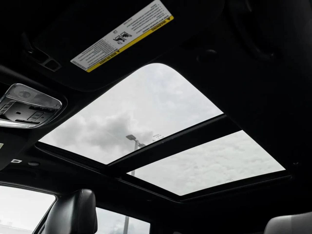 Jeep Grand cherokee 141к.км/LIMITED/DISTRONIC/LED/ПАНО/ОБДУХВАНЕ, снимка 15 - Автомобили и джипове - 55570006