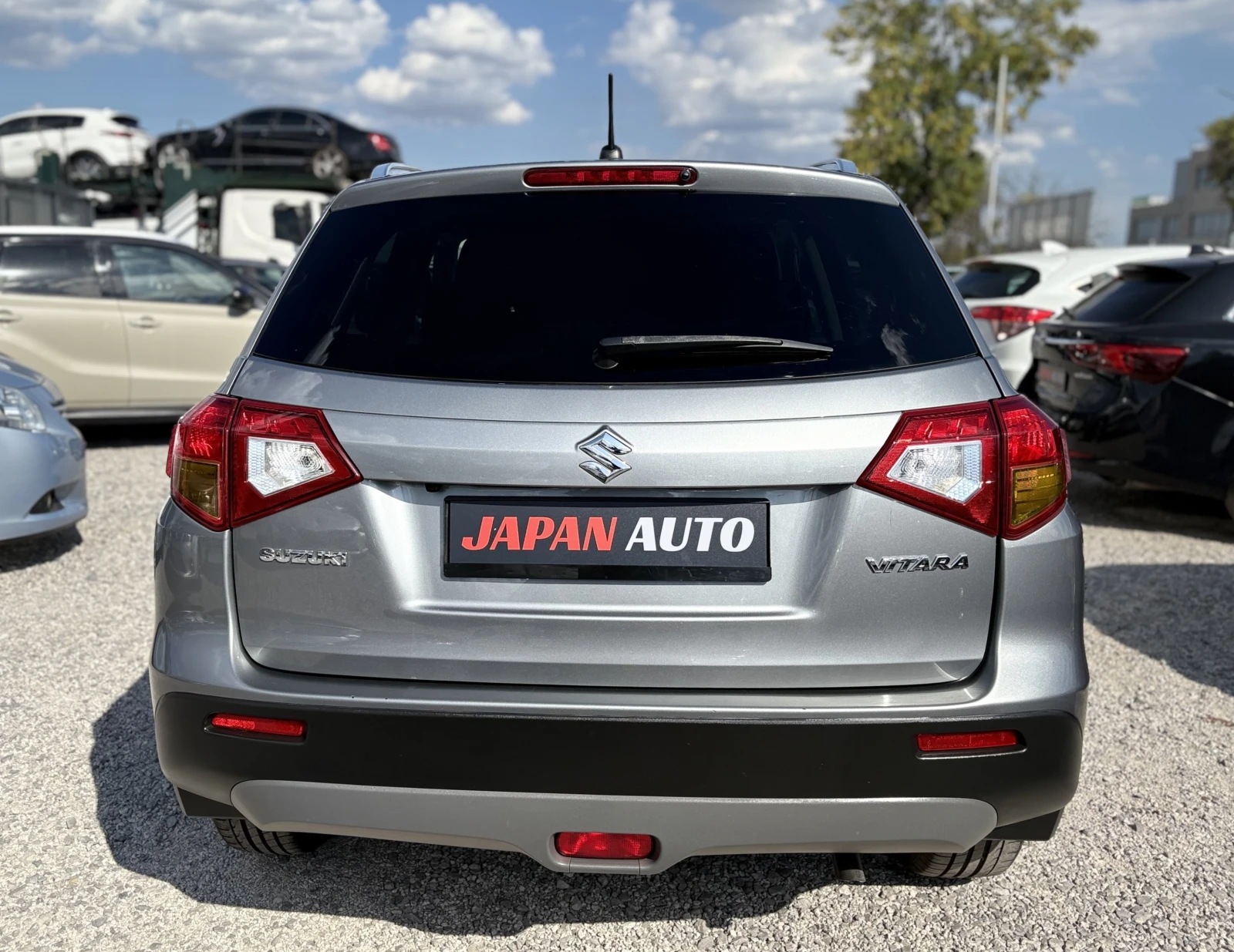 Suzuki Vitara 1.6 бензин ТОП! С ГАРАНЦИЯ! , снимка 5 - Автомобили и джипове - 55953877