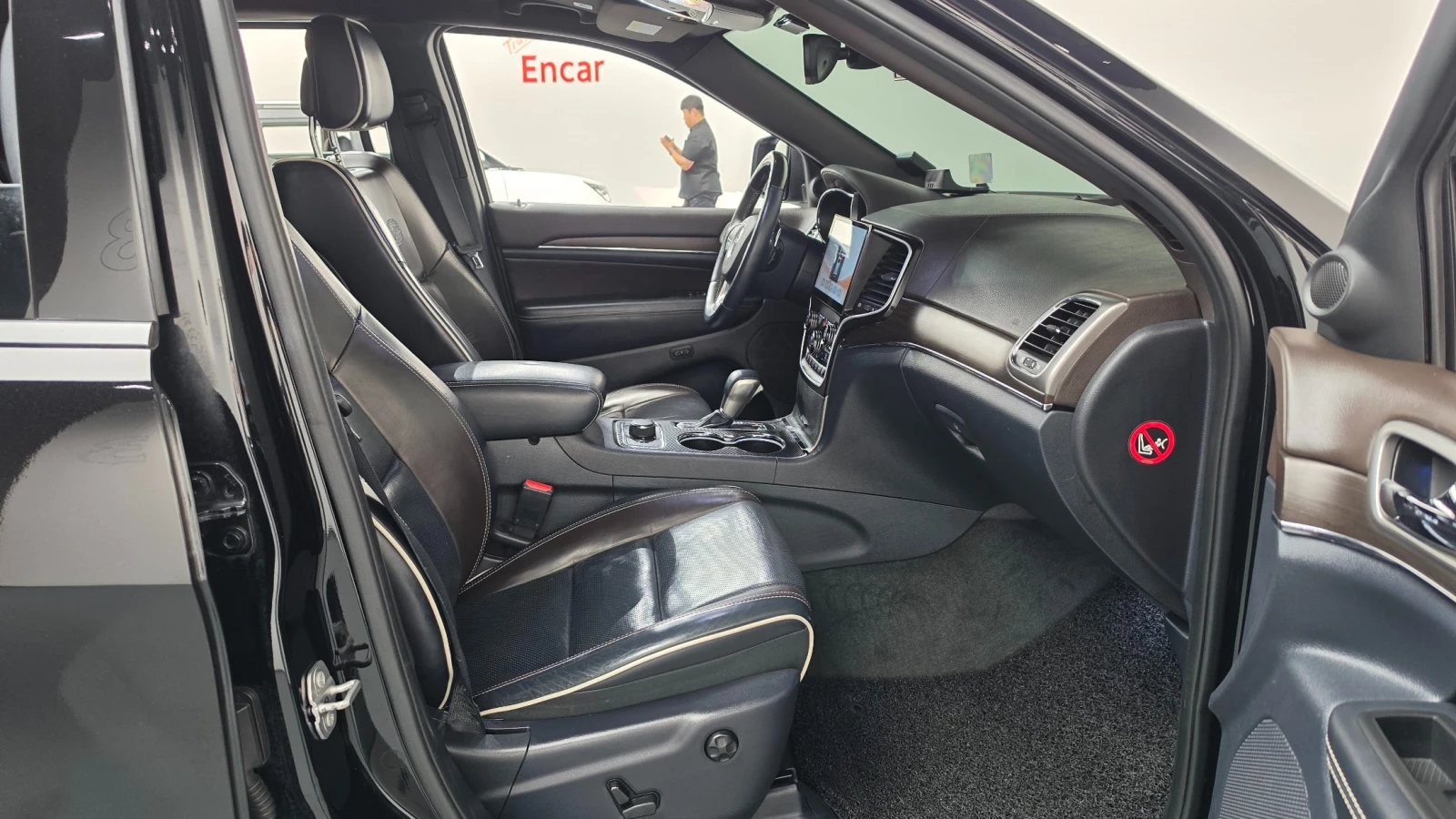 Jeep Grand cherokee 3.6 OVERLAND HARMON KARDON * FULL BLACK*  | Mobile.bg � ����������� 7