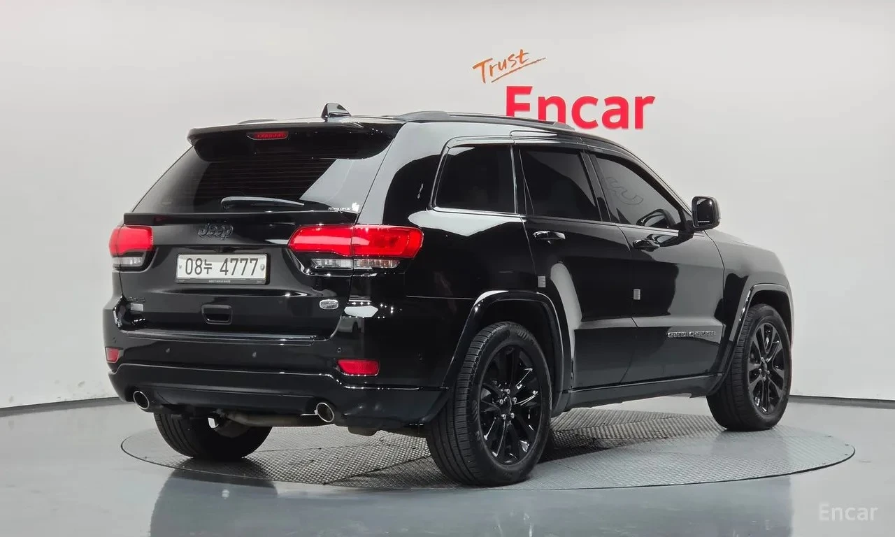 Jeep Grand cherokee 3.6 OVERLAND HARMON KARDON * FULL BLACK*  | Mobile.bg � ����������� 2