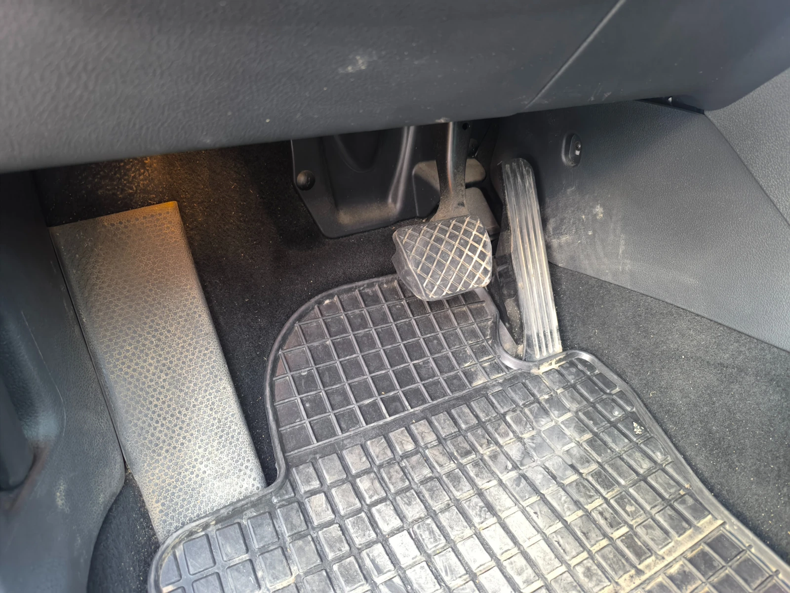 VW Tiguan 2.0 TDI(177 �.�.) 4Motion Offroad| Bi-Xenon| ����� | Mobile.bg � ����������� 12