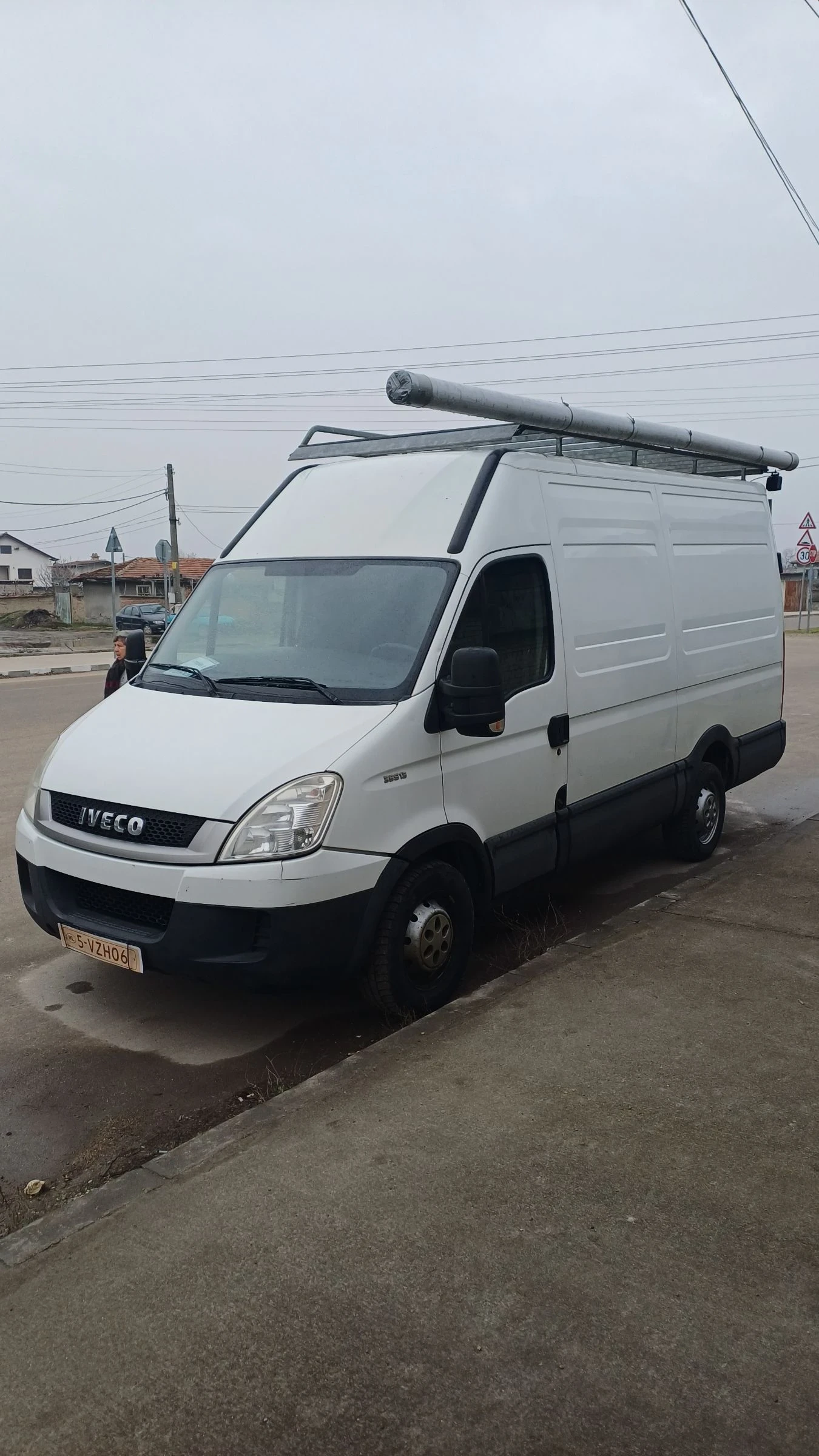 Iveco 35s13 130кс, снимка 1