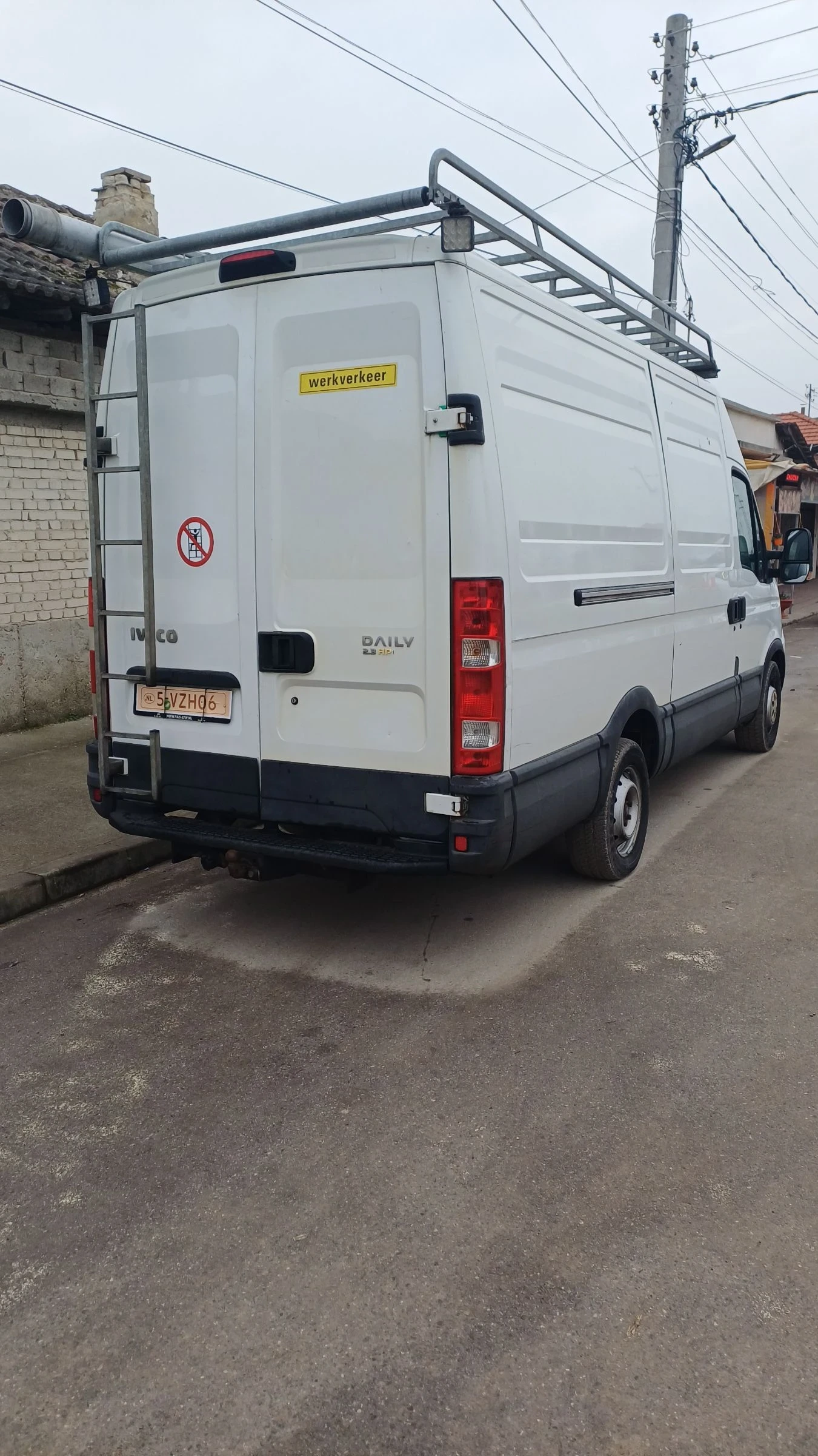 Iveco 35s13 130кс - изображение 7