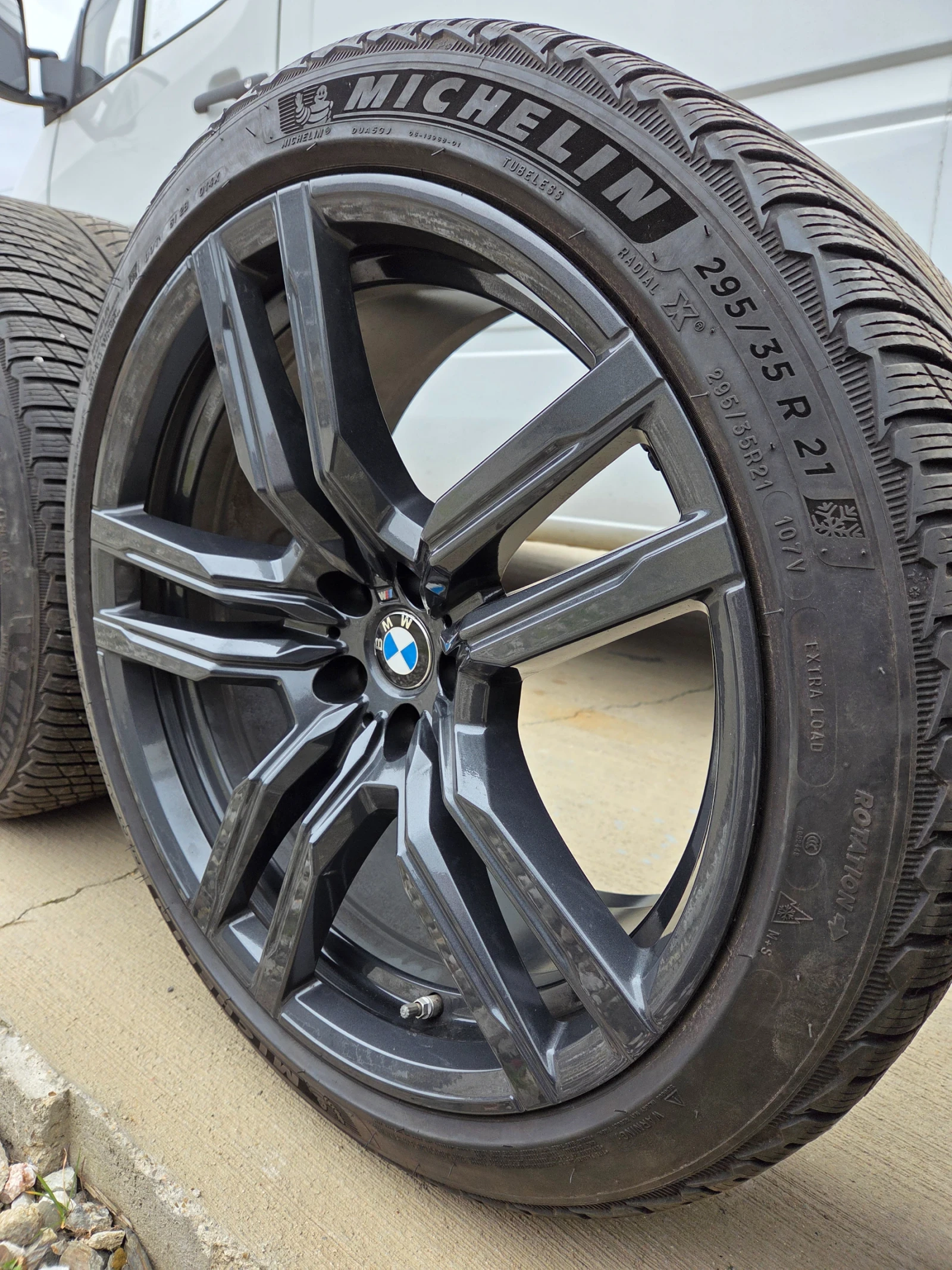 Гуми с джанти Michelin 295/35R21, снимка 9 - Гуми и джанти - 53891801