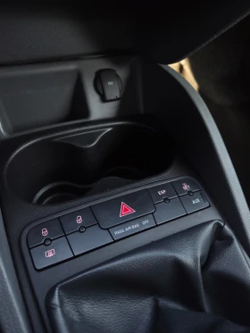 Seat Ibiza 1.9TDI NAVI* УНИКАТ* , снимка 15