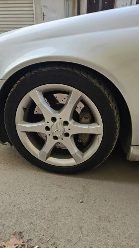 Mercedes-Benz C 320, снимка 15