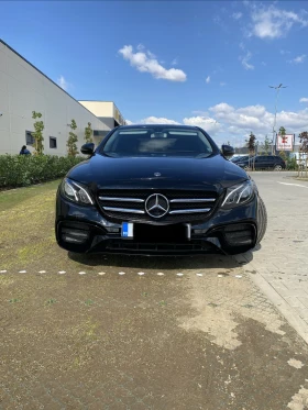 Mercedes-Benz E 200, снимка 1