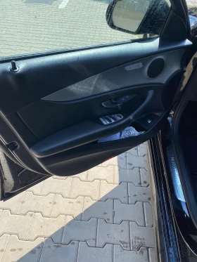 Mercedes-Benz E 200, снимка 13
