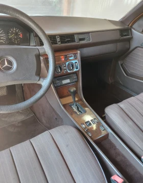 Mercedes-Benz 124 300ce, снимка 8