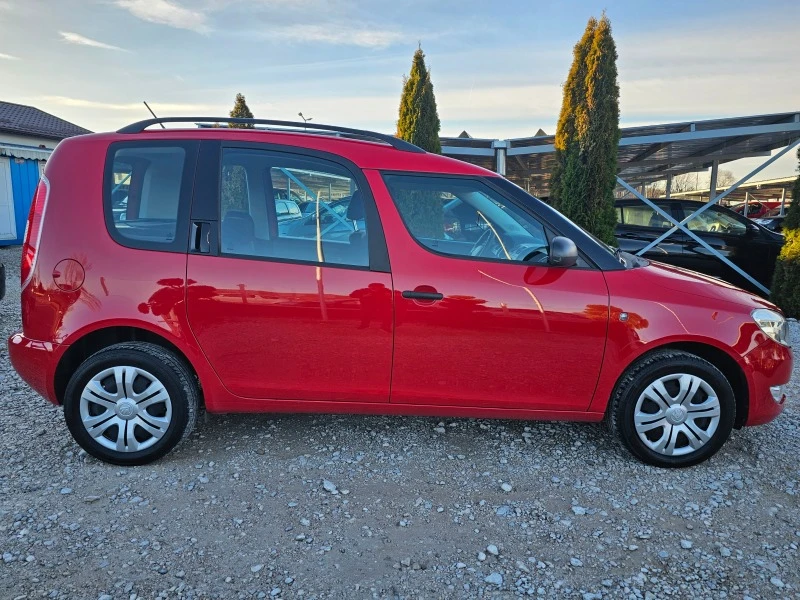 Skoda Roomster 1.2 КЛИМАТИК РЕАЛНИ КИЛОМЕТРИ, снимка 6 - Автомобили и джипове - 43642242