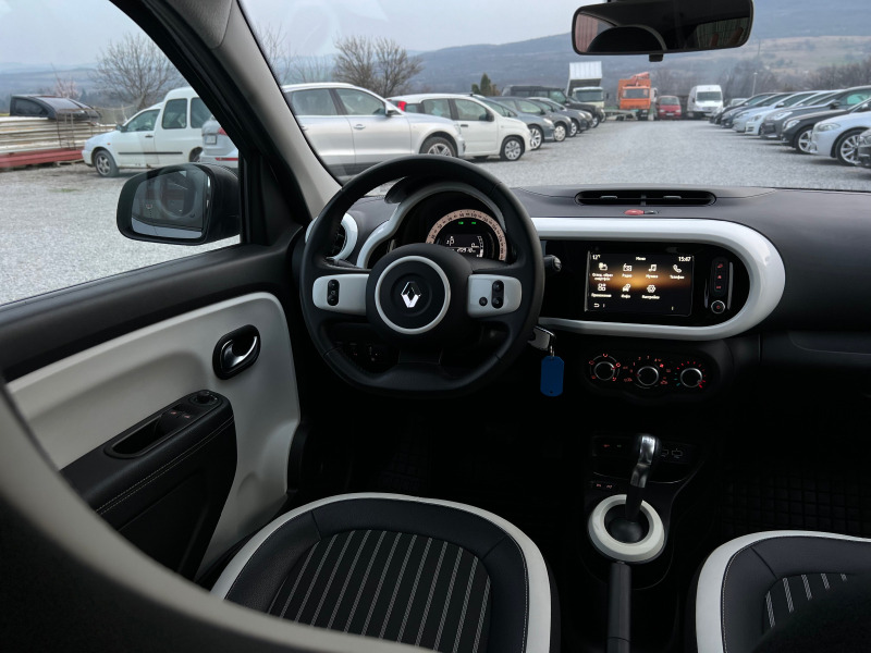 Renault Twingo 0.9TCE ПЪЛЕН АВТОМАТИК, снимка 16 - Автомобили и джипове - 44589930