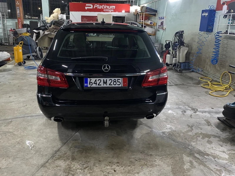 Mercedes-Benz E 350 4-Matic 3.5, снимка 10 - Автомобили и джипове - 47820730