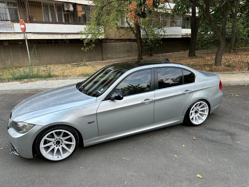 BMW 330, снимка 2 - Автомобили и джипове - 47153065