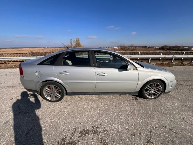 Opel Vectra C 1.9 TDCI, снимка 3 - Автомобили и джипове - 48000514