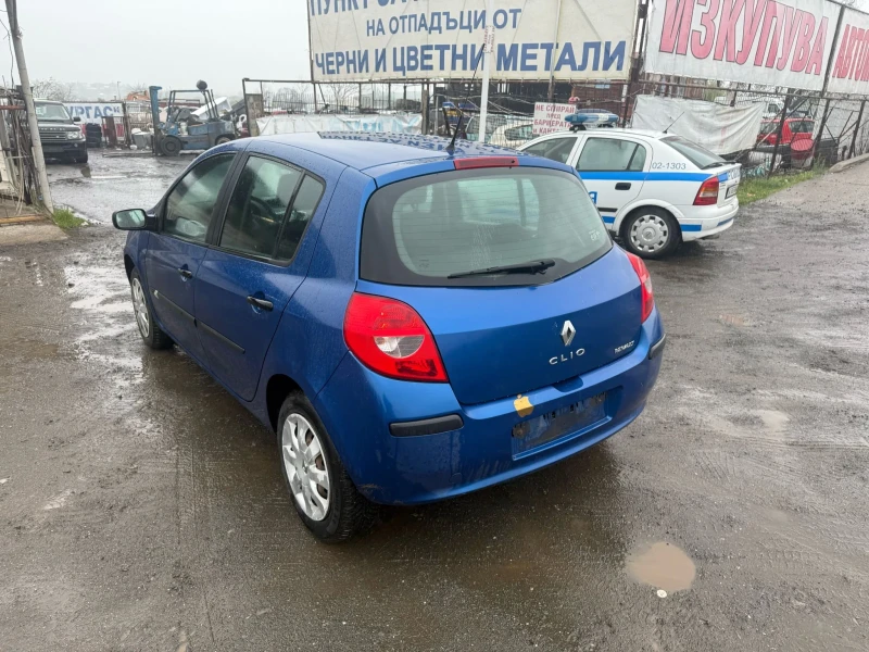Renault Clio, снимка 2 - Автомобили и джипове - 52167615