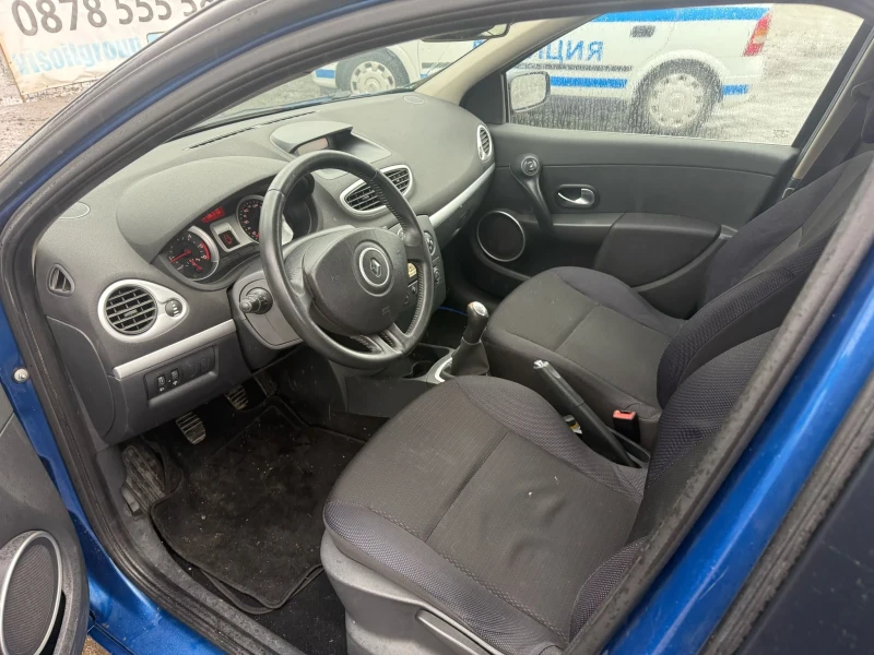 Renault Clio, снимка 6 - Автомобили и джипове - 52167615
