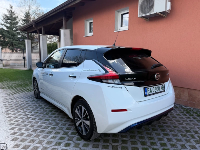 Nissan Leaf  * Lane * Distronic * Печка , снимка 3 - Автомобили и джипове - 52434290