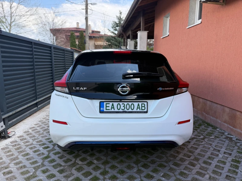 Nissan Leaf  * Lane * Distronic * Печка , снимка 5 - Автомобили и джипове - 52434290