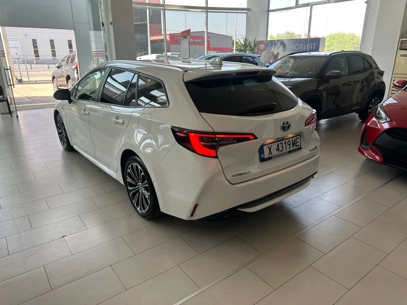 Toyota Corolla 2.0HEV* 184к.с, снимка 3 - Автомобили и джипове - 52200675
