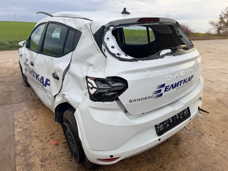 Dacia Sandero 1.0 TCe, снимка 5 - Автомобили и джипове - 52587349