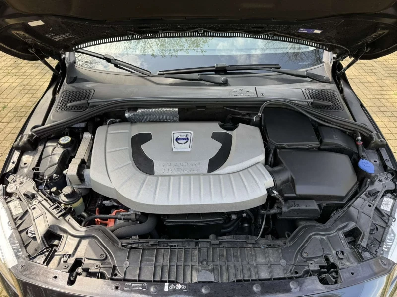 Volvo V60 Hybrid, снимка 7 - Автомобили и джипове - 52724045
