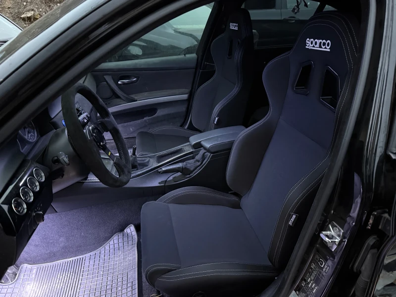 BMW 320 d 3-Series E90, снимка 11 - Автомобили и джипове - 52919493