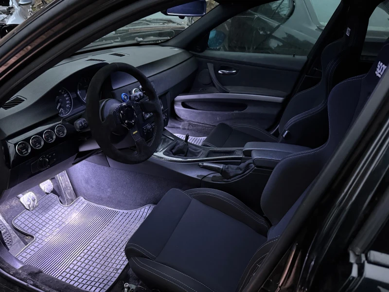 BMW 320 d 3-Series E90, снимка 12 - Автомобили и джипове - 52919493