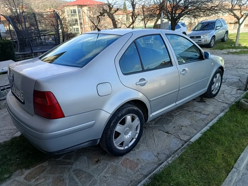 VW Bora, снимка 4 - Автомобили и джипове - 53012650