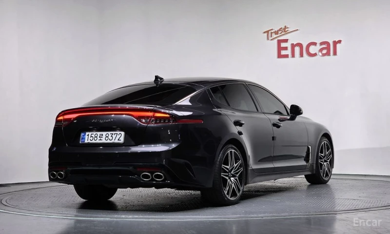 Kia Stinger, снимка 2 - Автомобили и джипове - 53429907