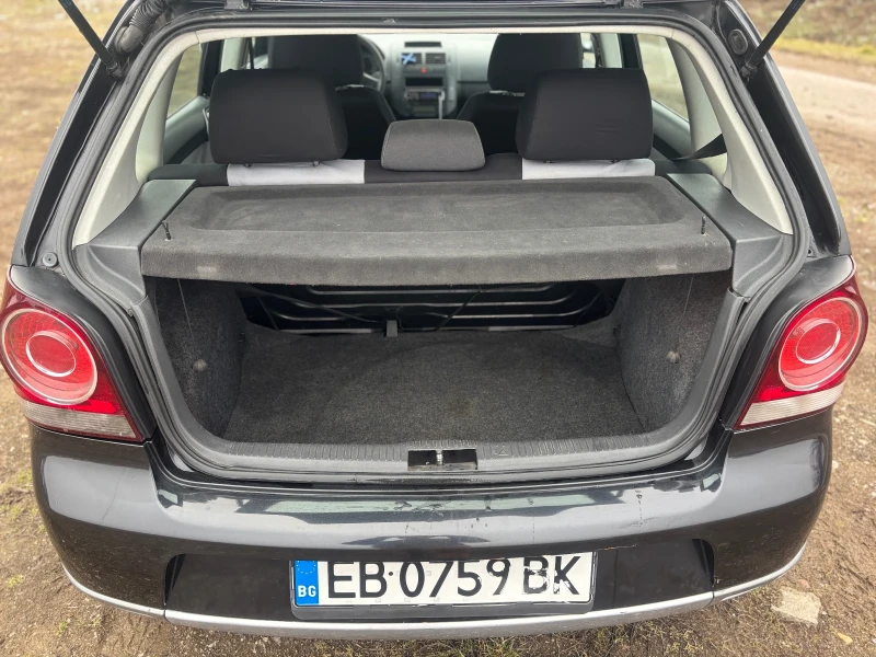 VW Polo CROSS 1.2, снимка 9 - Автомобили и джипове - 53578337
