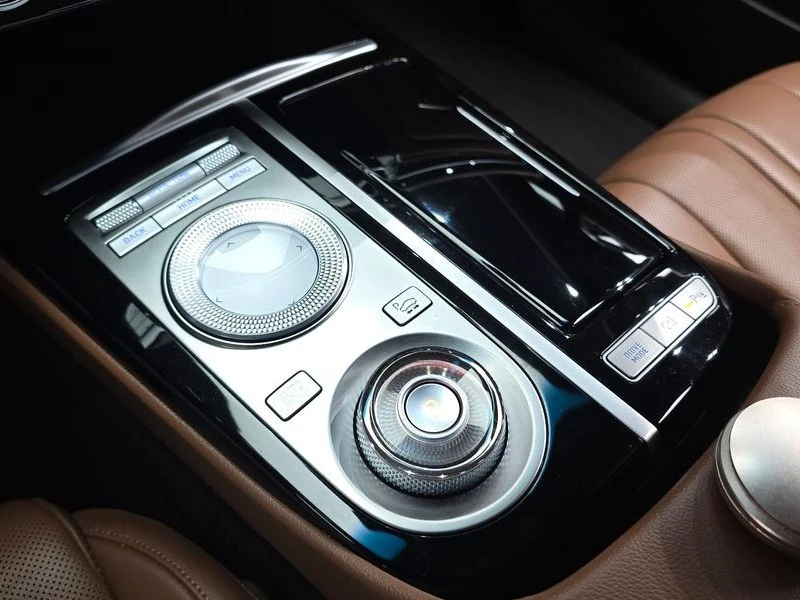 Genesis G80 Gasoline 2.5 Turbo 2WD| 300�.�. | Mobile.bg � ����������� 9