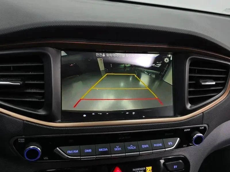 Hyundai Ioniq, снимка 15 - Автомобили и джипове - 56687975