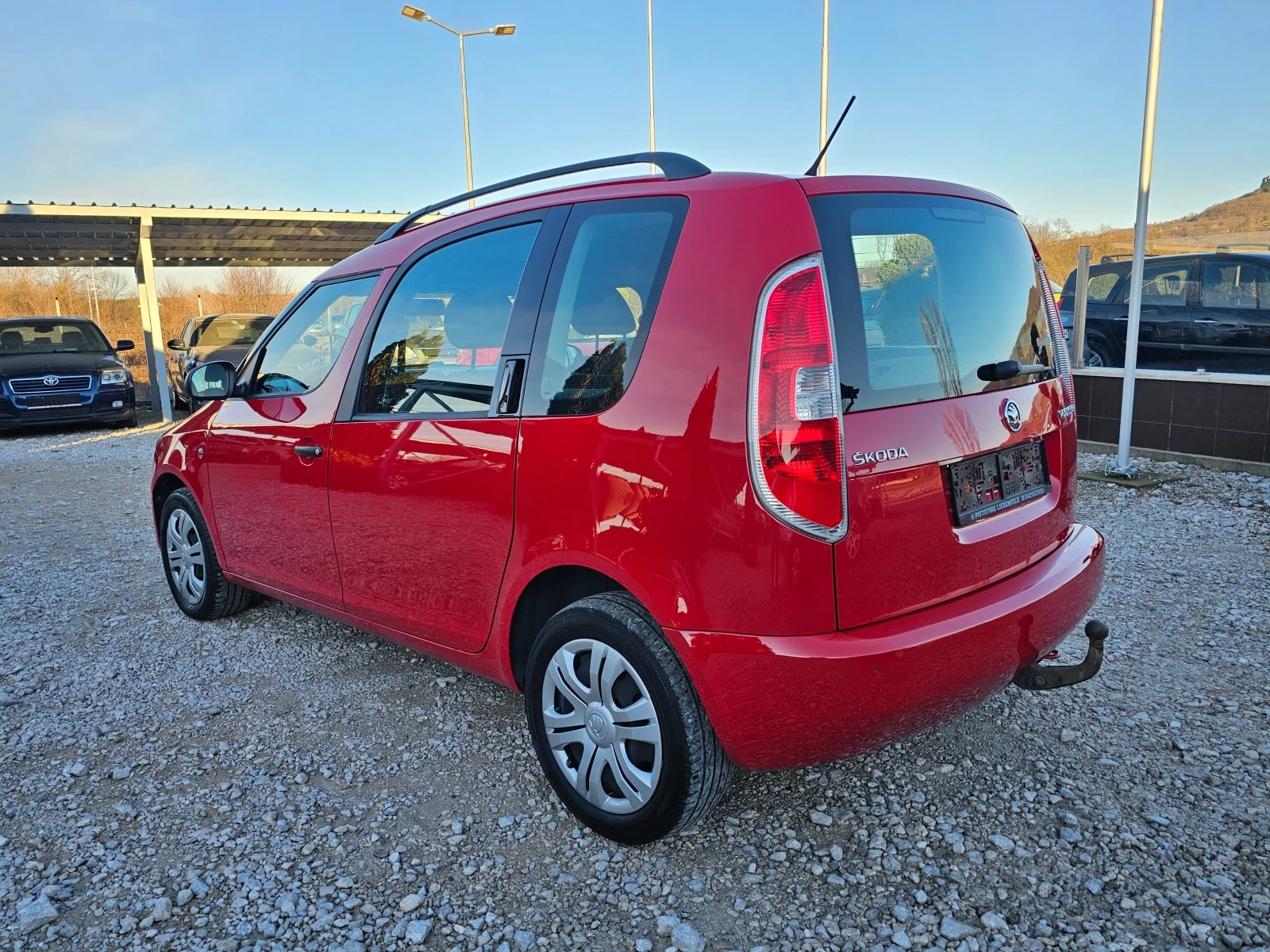 Skoda Roomster 1.2 КЛИМАТИК РЕАЛНИ КИЛОМЕТРИ - изображение 3