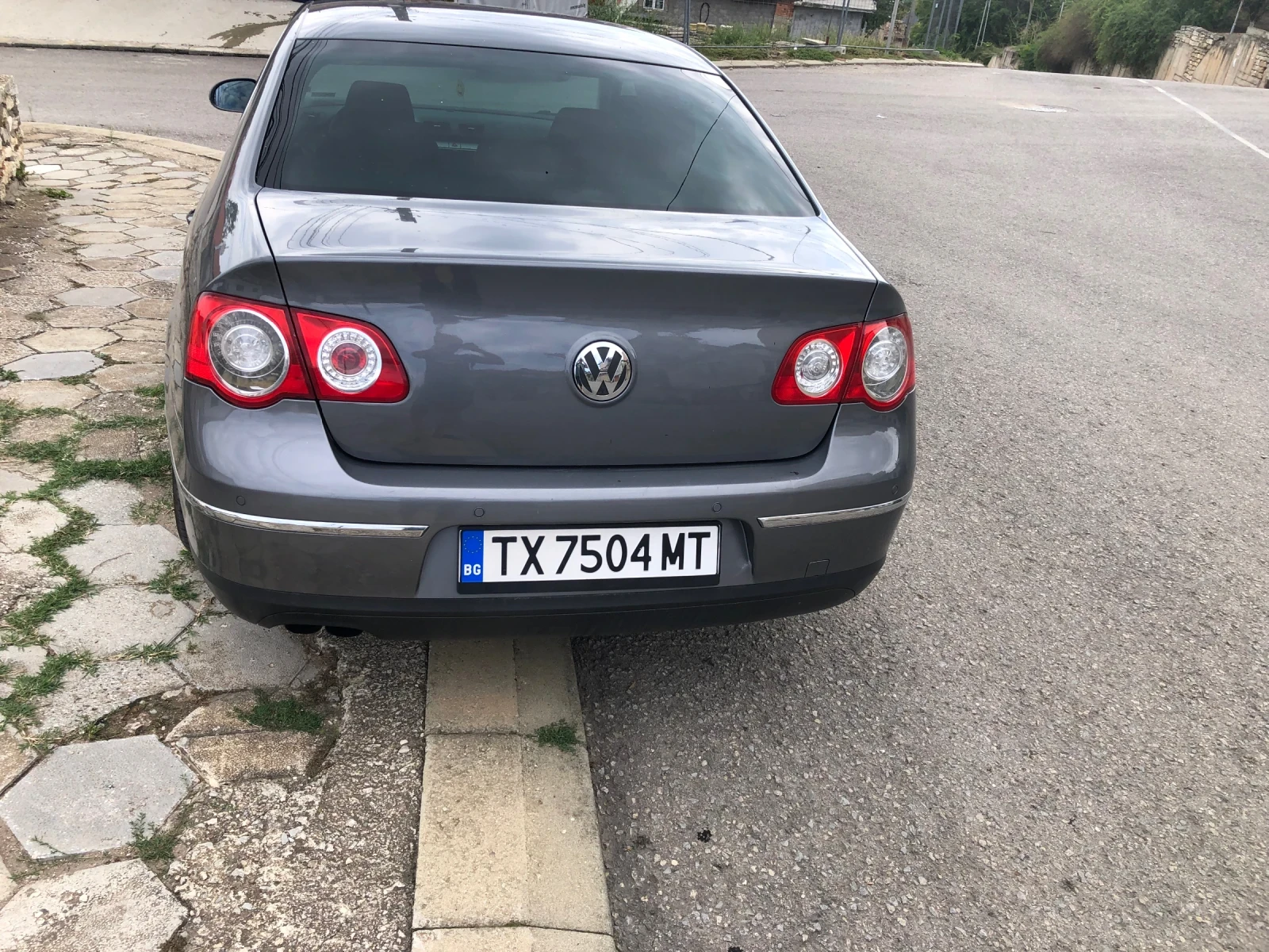 VW Passat 2.0 TFSI - изображение 2