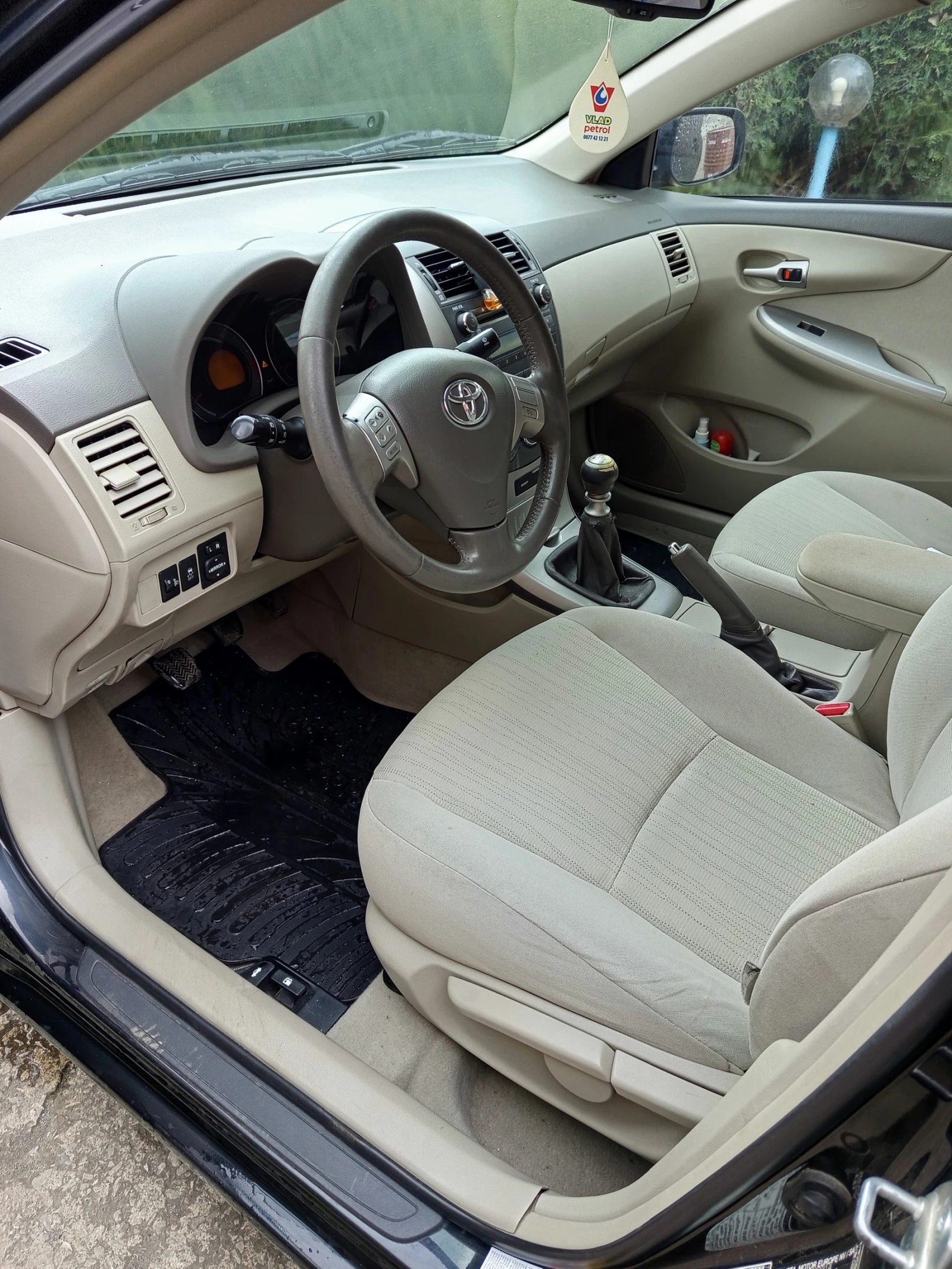 Toyota Corolla D-4D - изображение 7